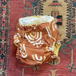 NWOT Esembly Adjustable Kids Cloth Diaper w/Insert